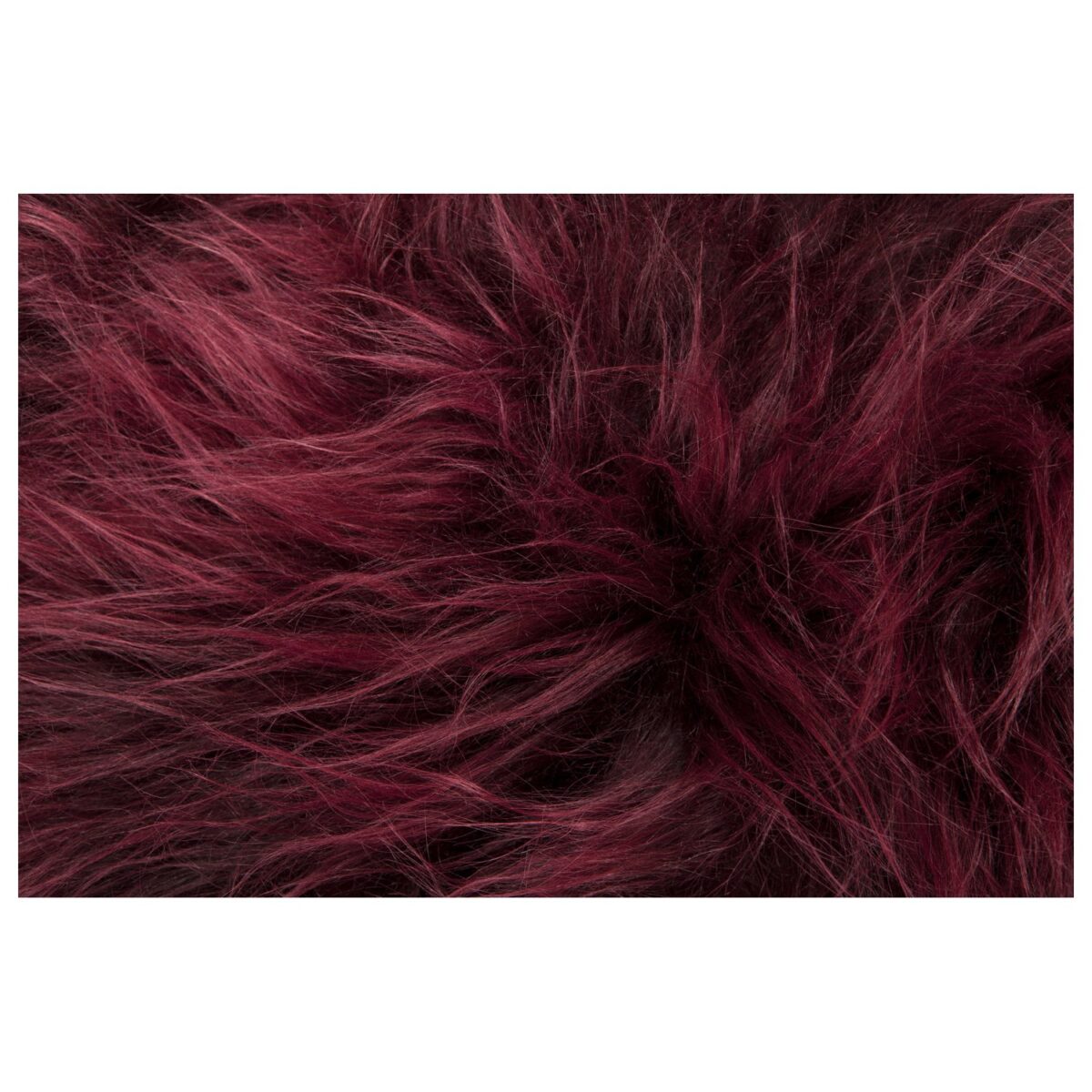 Tapis peau de mouton rouge bordeaux | 100×65 cm en peau de mouton rouge bordeaux.