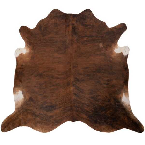 A grand, Grand tapis peau de vache châtaigne | 210x180 cm sur fond blanc.