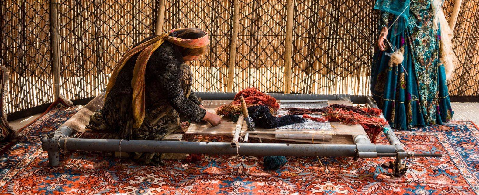 Fabrication artisanale d’un tapis persan