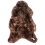 Petit tapis peau de mouton marron