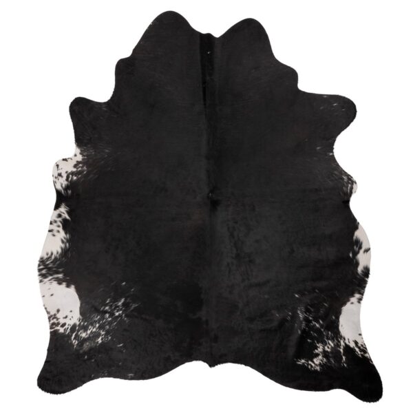 Un tapis en peau de vache véritable noir | 180x160 cm sur un fond blanc.