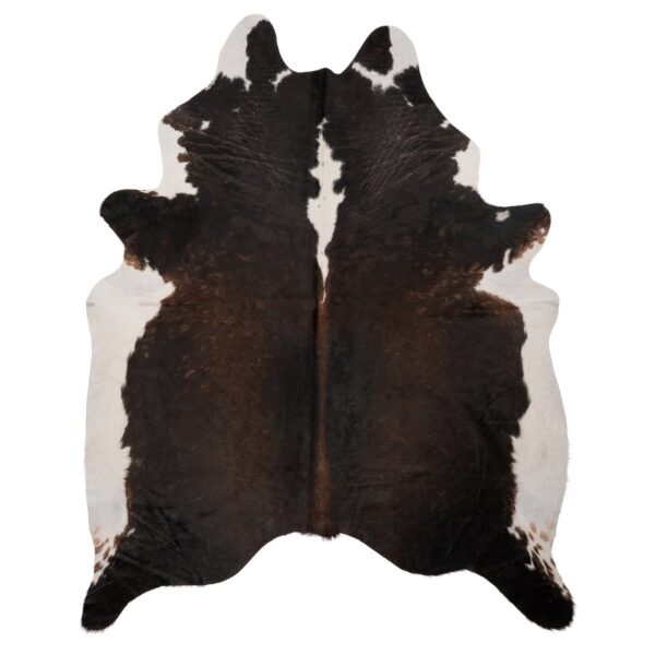 Un tapis Tapis peau de vache brun-blanc | 210x180 cm sur un fond blanc.