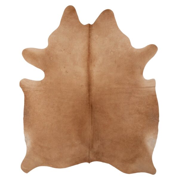 Un tapis peau de vache haut de gamme marron clair sur un fond blanc.