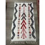 Tapis marocain vintage - image 5 sur 7. Tapis long berbère | 130x68cm.