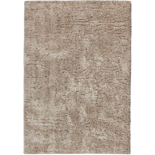 Un tapis beige sur fond blanc.