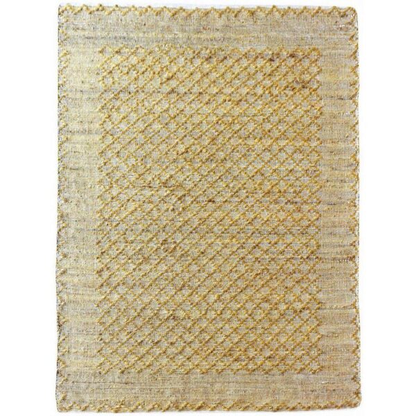 Un tapis tissé jaune avec un motif en losange.