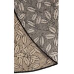 Tapis moderne motifs feuilles gris et beige.