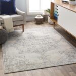 Tapis vintage dans un salon moderne.