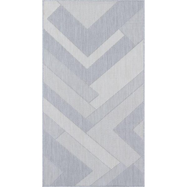 Tapis à motif chevron gris.