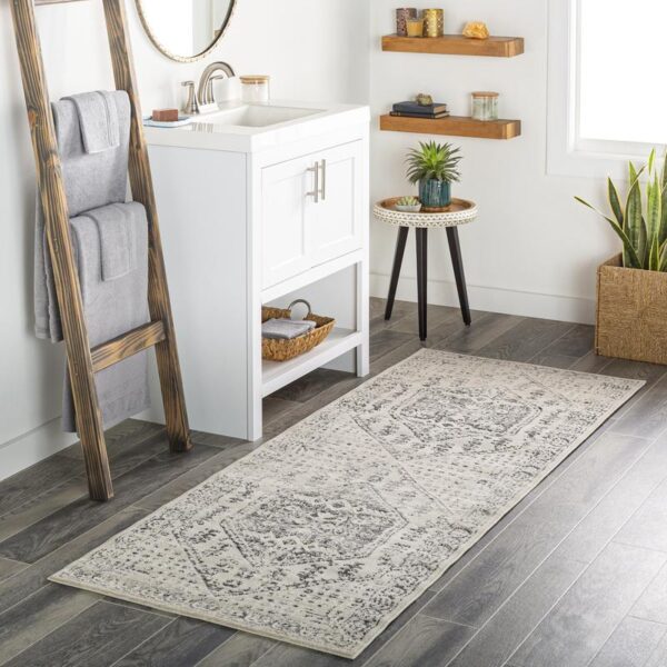 Intérieur salle de bain moderne et épurée.