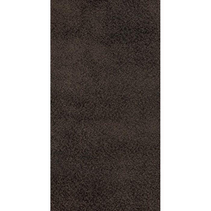 Texture tapis marron foncé en gros plan.