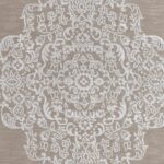 Tapis avec motifs floraux en relief beige.